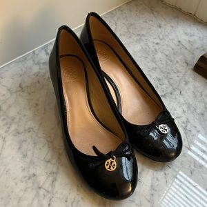 Tory, Burch wedges